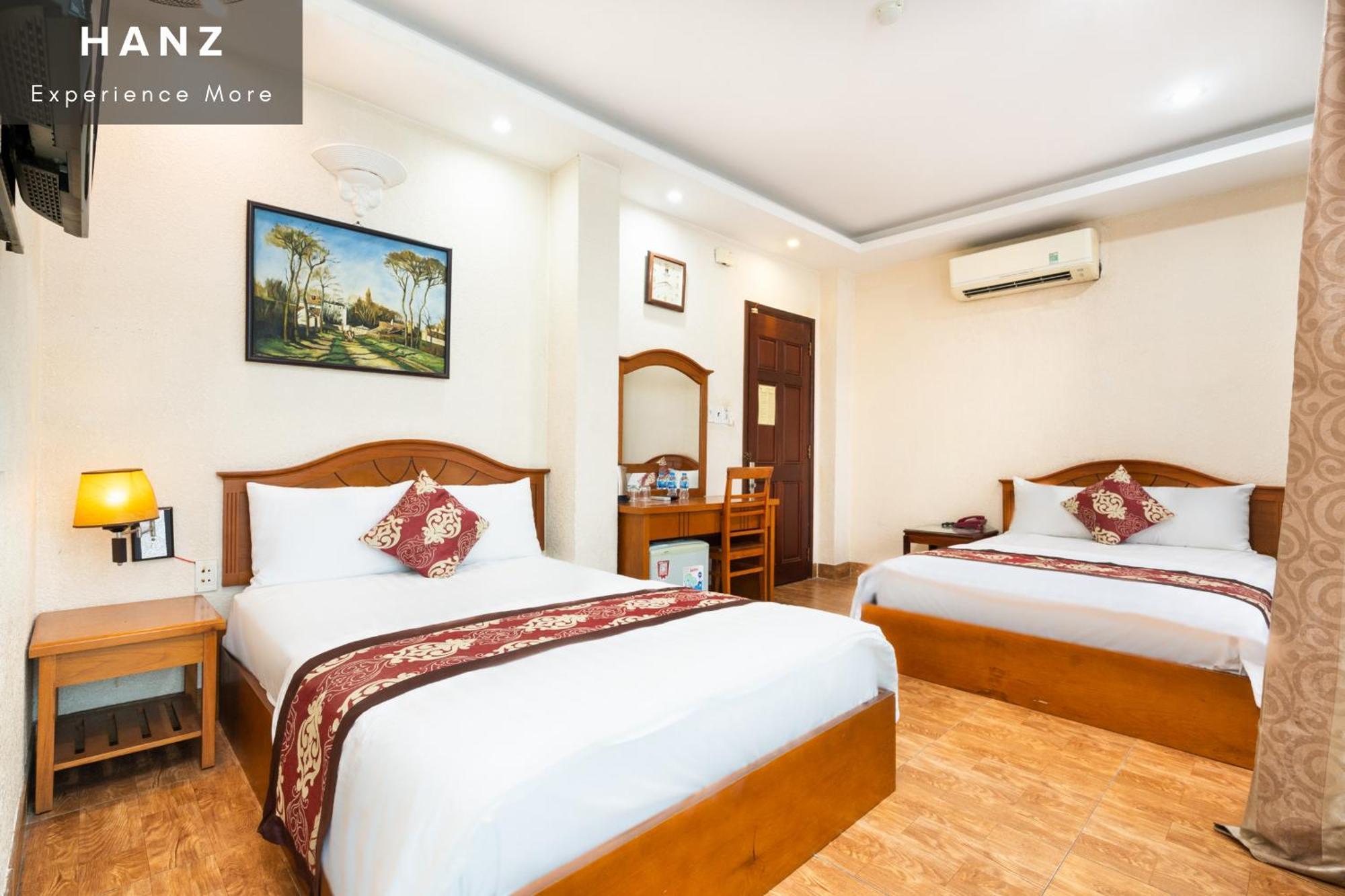 Hanz Queen Airport Hotel Saigon Хошимін Екстер'єр фото