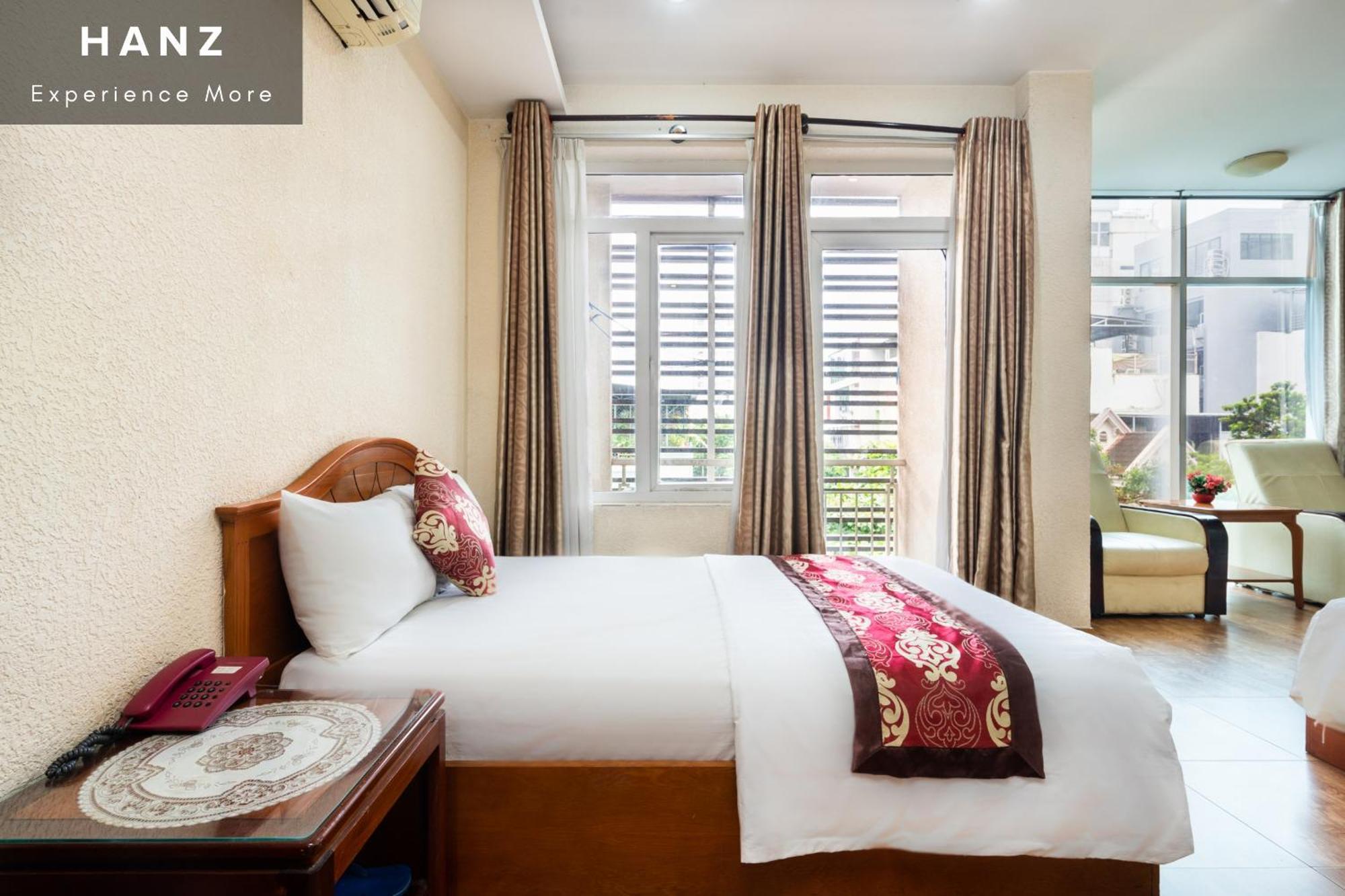 Hanz Queen Airport Hotel Saigon Хошимін Екстер'єр фото